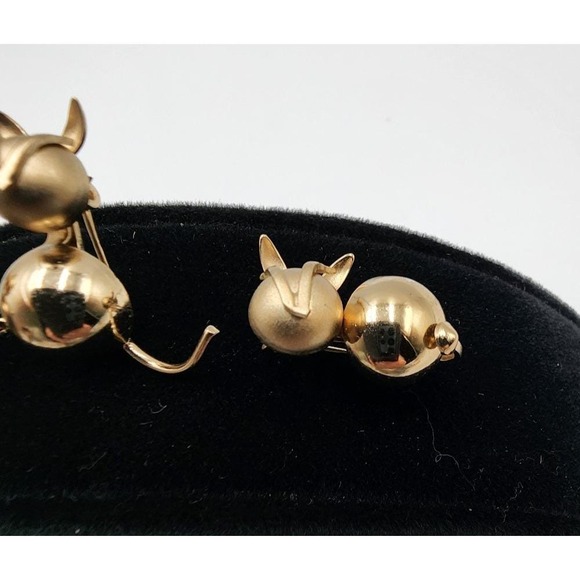 3 Tiny Gold Tone Lapel Hat Pin Brooch Animals Mouse Cats Bunnies - Picture 4 of 8